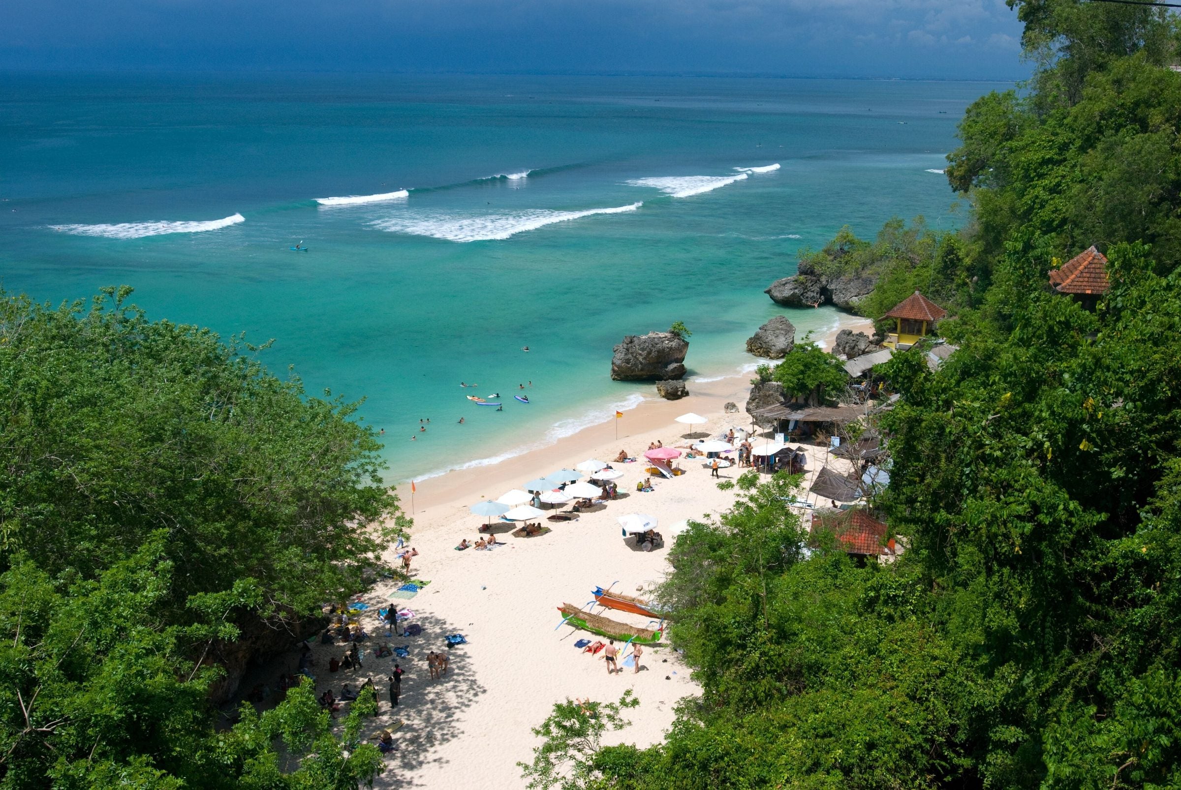 Uluwatu padang beach cove — Azoria, Uluwatu, Bali